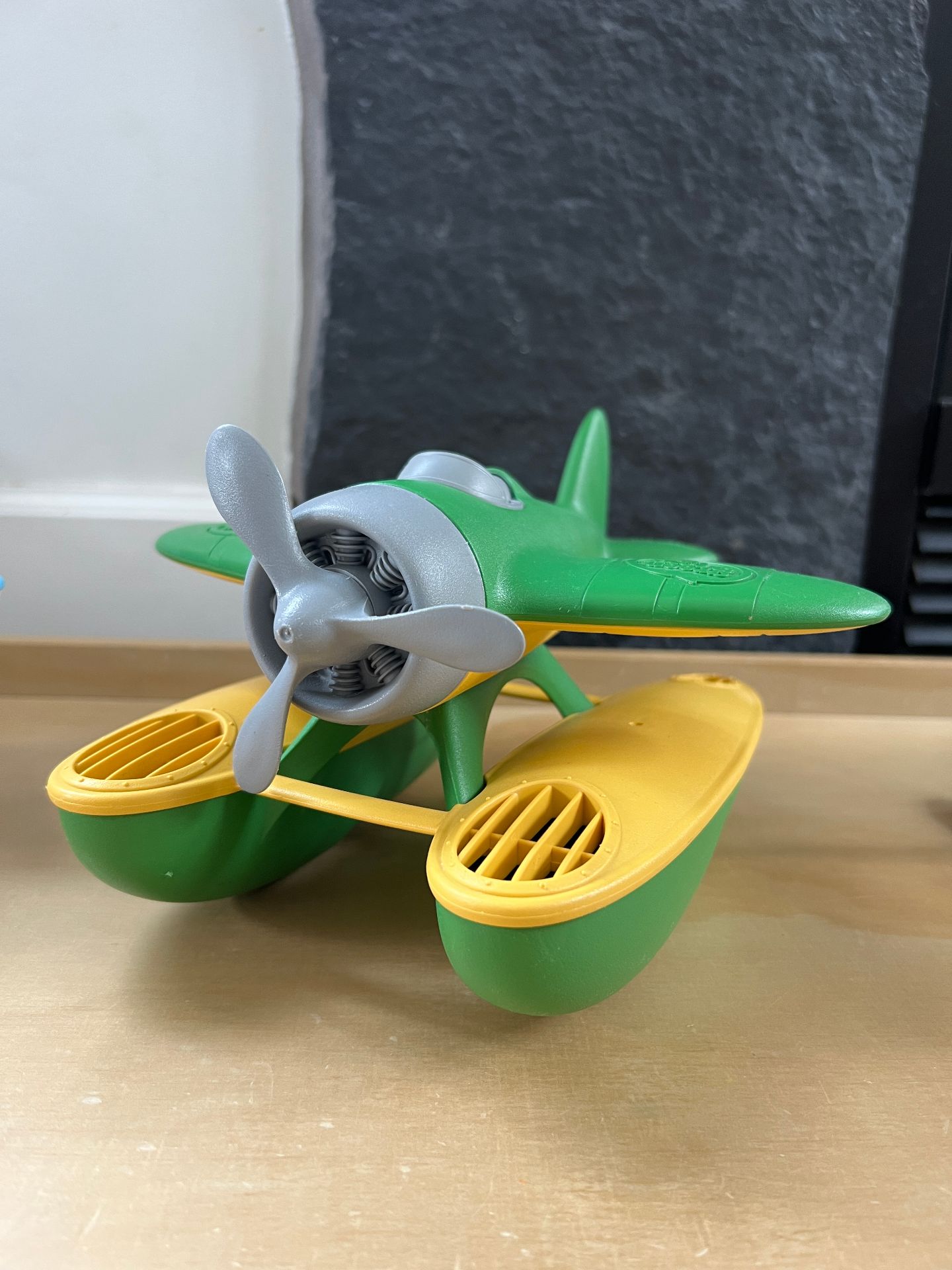 Toy Planes - 3 Pack - Green Toys - Thumbnail 4